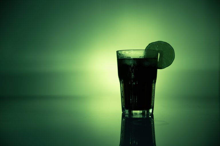 Cocktails er blandt de alkoholiske drikke, der indeholder flest kalorier.