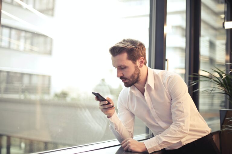 Information mobile phone news